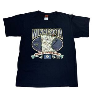 Minnesota Land of 10,000 Lakes Men's Graphic T-Shirt • Medium • NWOT